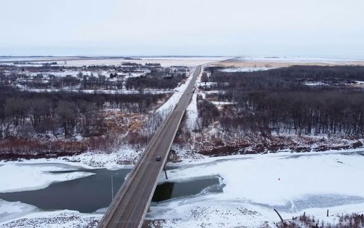 Vignette pour la vidéo : « Forage profond sous la rivière Rouge ».