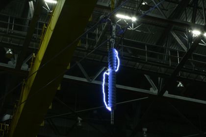 Lightning impulse flashover on a suspended 750 kV composite insulator during critical flashover testing